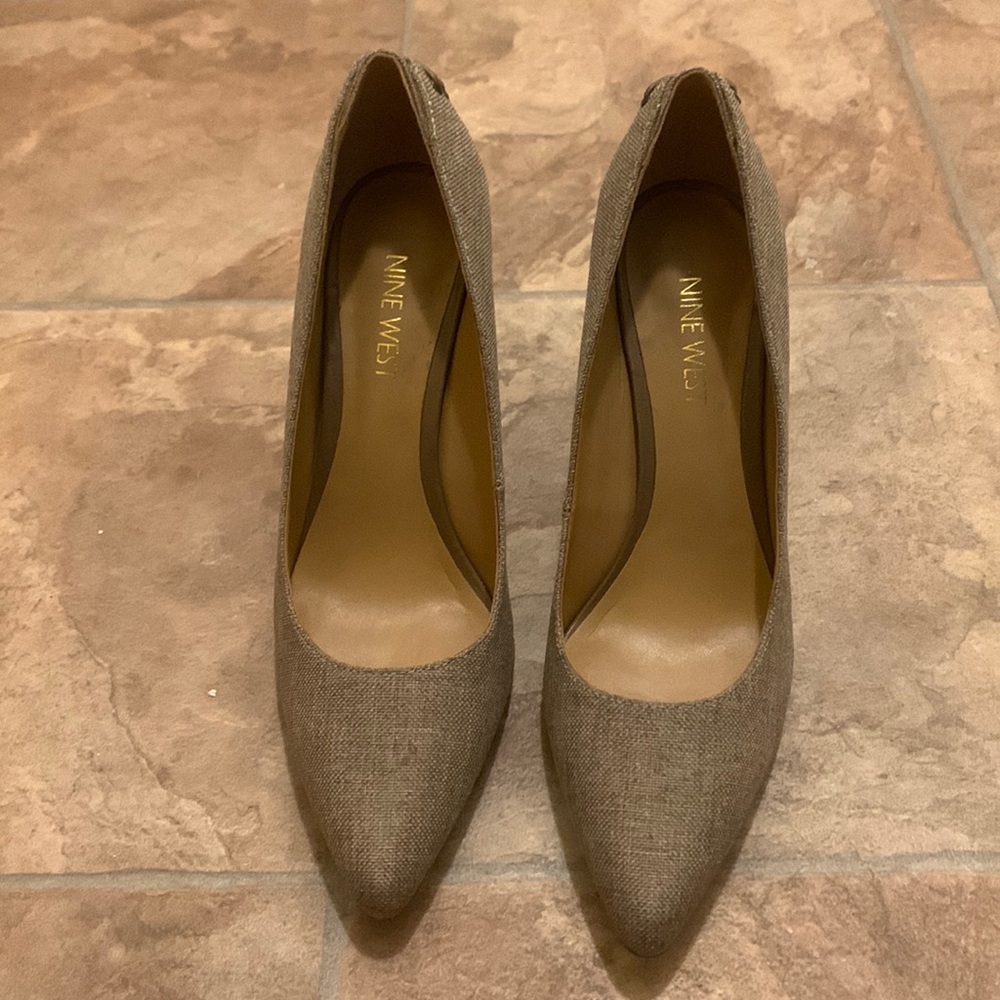 High heel shoes
